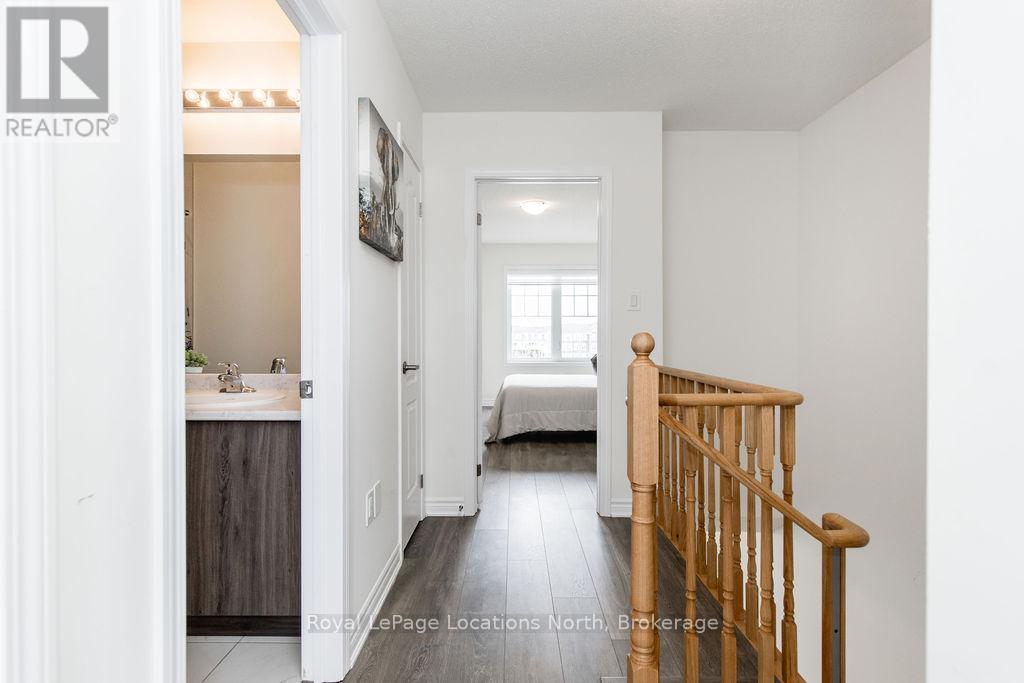 17 Sama Way, Wasaga Beach, Ontario L9Z 0K3 - Photo 17 - S12526574