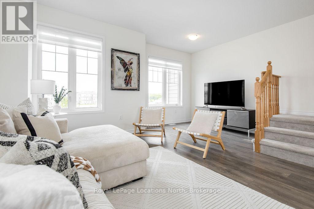 17 Sama Way, Wasaga Beach, Ontario L9Z 0K3 - Photo 8 - S12526574