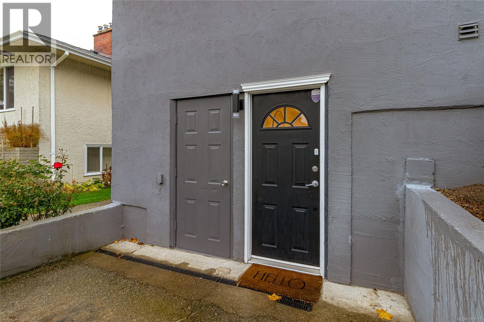 1743 Townley St, Saanich, British Columbia  V8R 3A6 - Photo 29 - 1018715