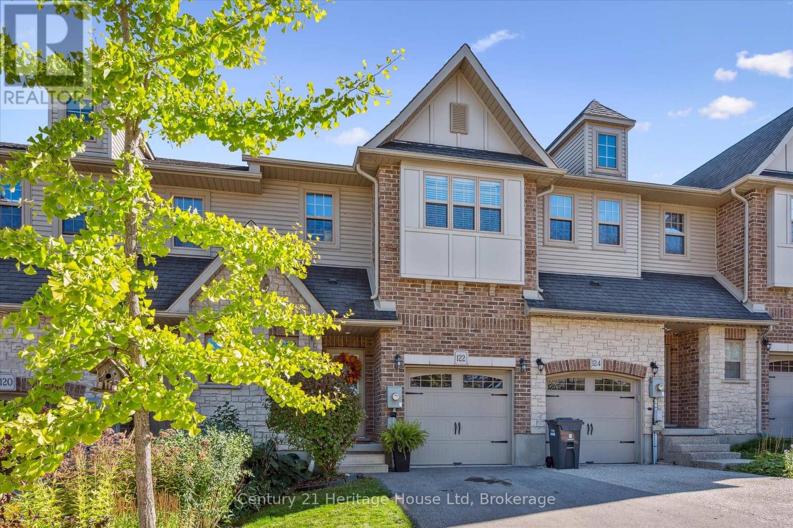 122 Creighton Avenue, Guelph, Ontario N1E 0H8 - Photo 2 - X12526592