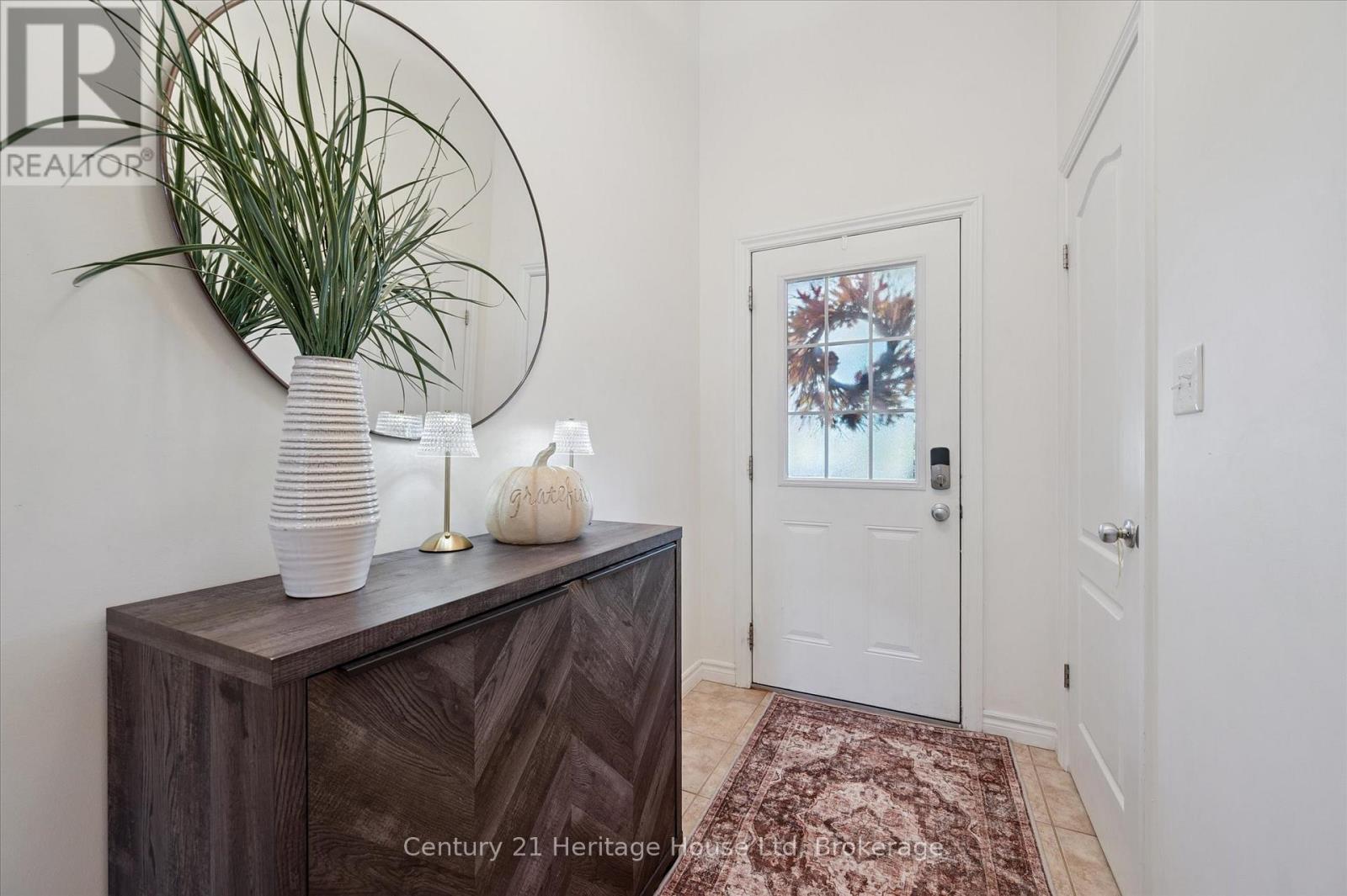 122 Creighton Avenue, Guelph, Ontario N1E 0H8 - Photo 6 - X12526592