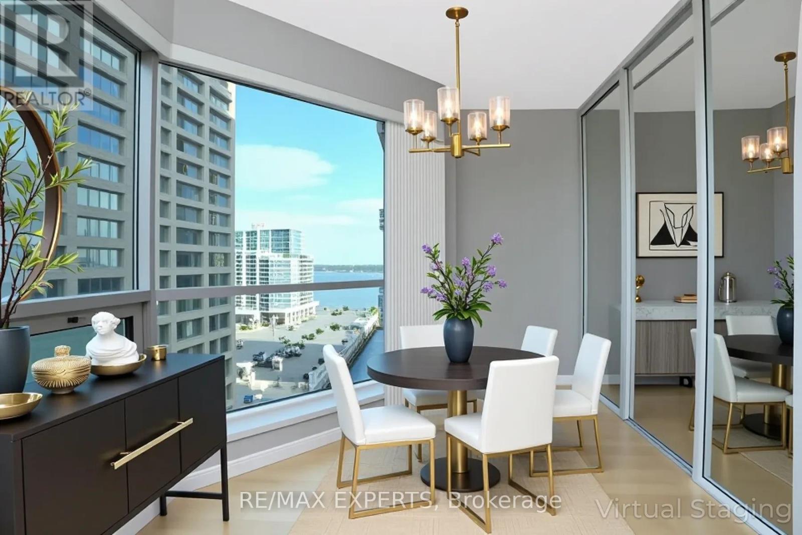 1108 - 10 Yonge Street, Toronto, Ontario  M5E 1R4 - Photo 2 - C12526570