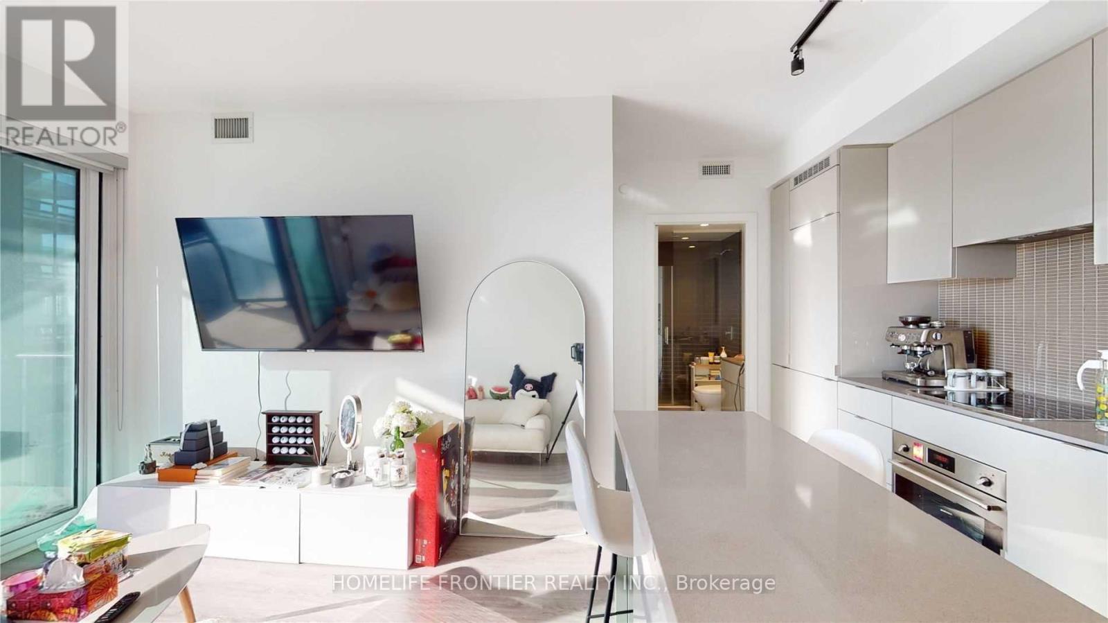 2912 - 7 Grenville Street, Toronto, Ontario  M4Y 0E9 - Photo 3 - C12526578