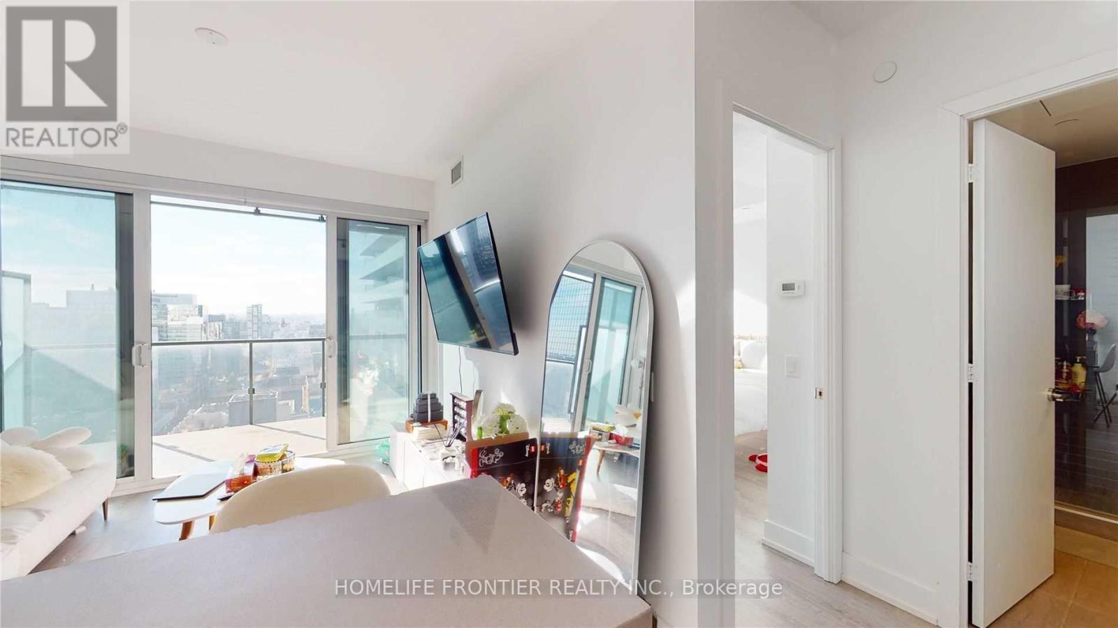 2912 - 7 Grenville Street, Toronto, Ontario  M4Y 0E9 - Photo 4 - C12526578