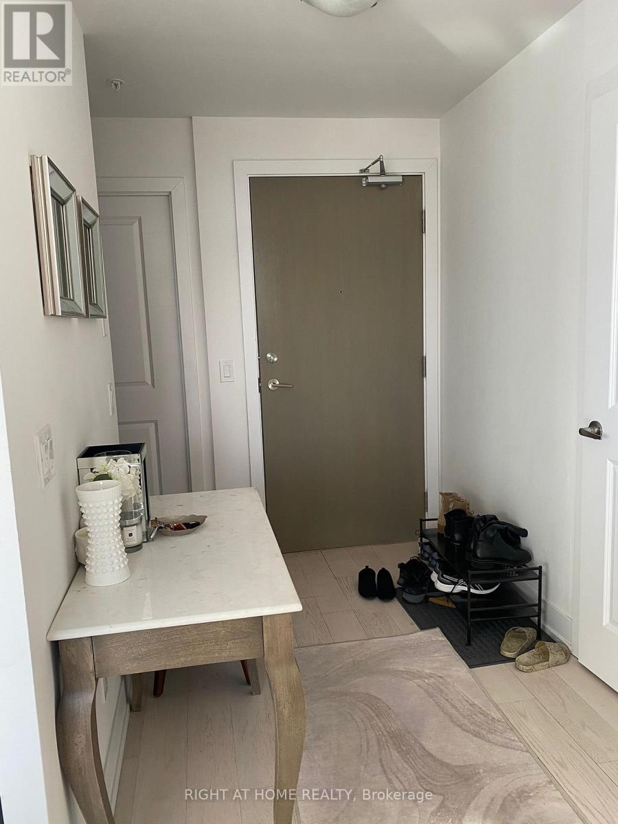 1008 - 7 Kenaston Gardens, Toronto, Ontario  M2K 0E9 - Photo 3 - C12526594