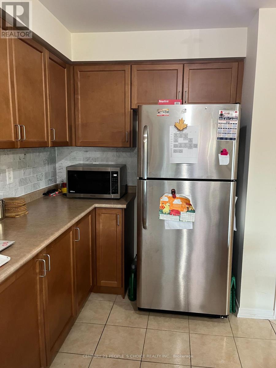 Upper - 14 Bersan Terrace, Brampton, Ontario L6P 3T2 - Photo 14 - W12525900