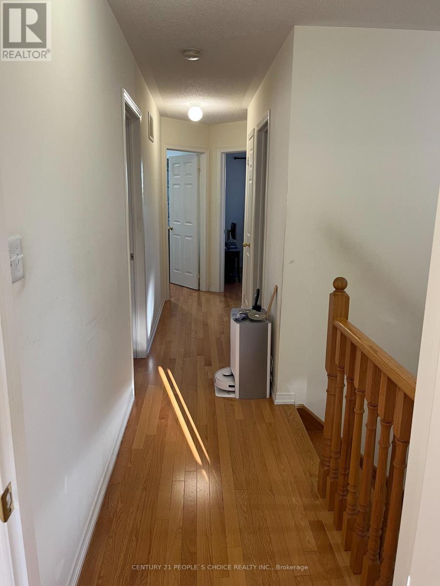 Upper - 14 Bersan Terrace, Brampton, Ontario L6P 3T2 - Photo 20 - W12525900