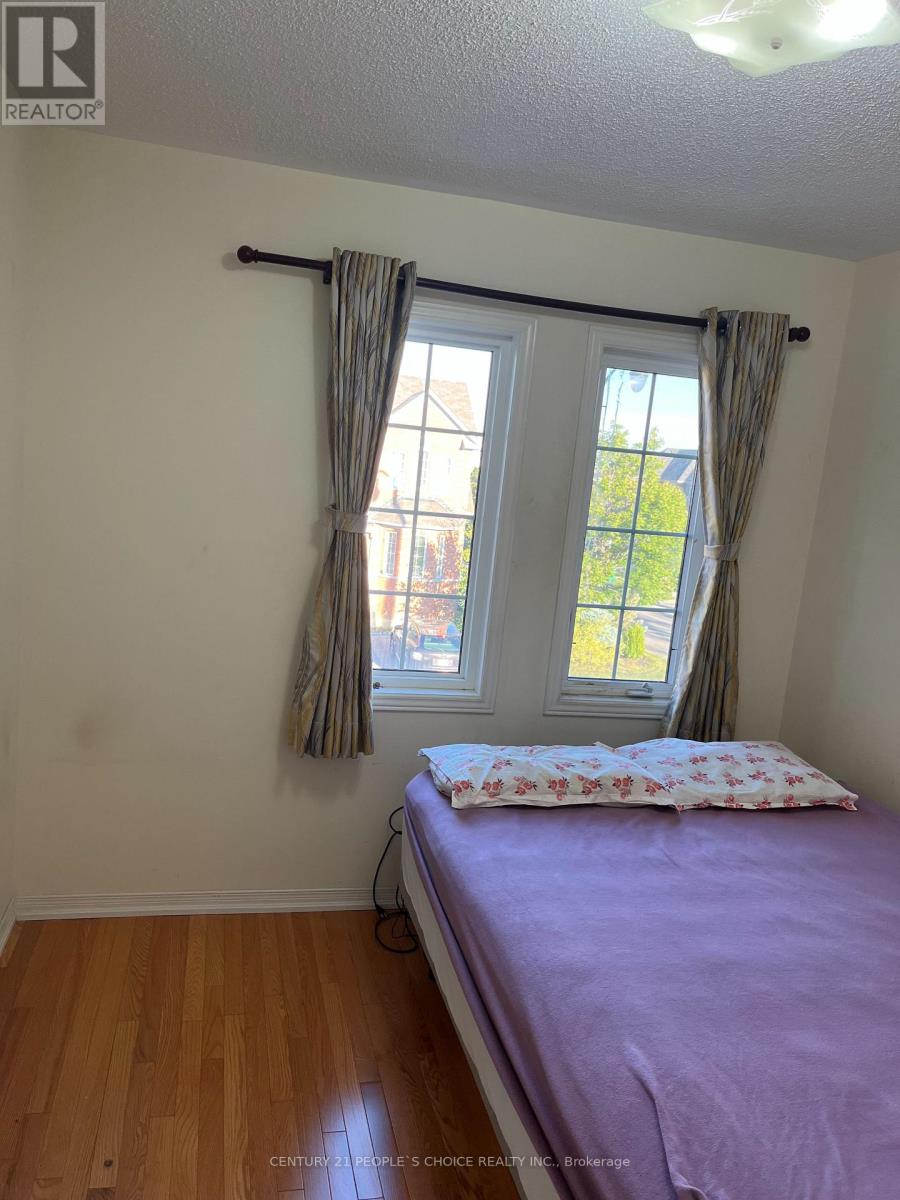 Upper - 14 Bersan Terrace, Brampton, Ontario L6P 3T2 - Photo 25 - W12525900