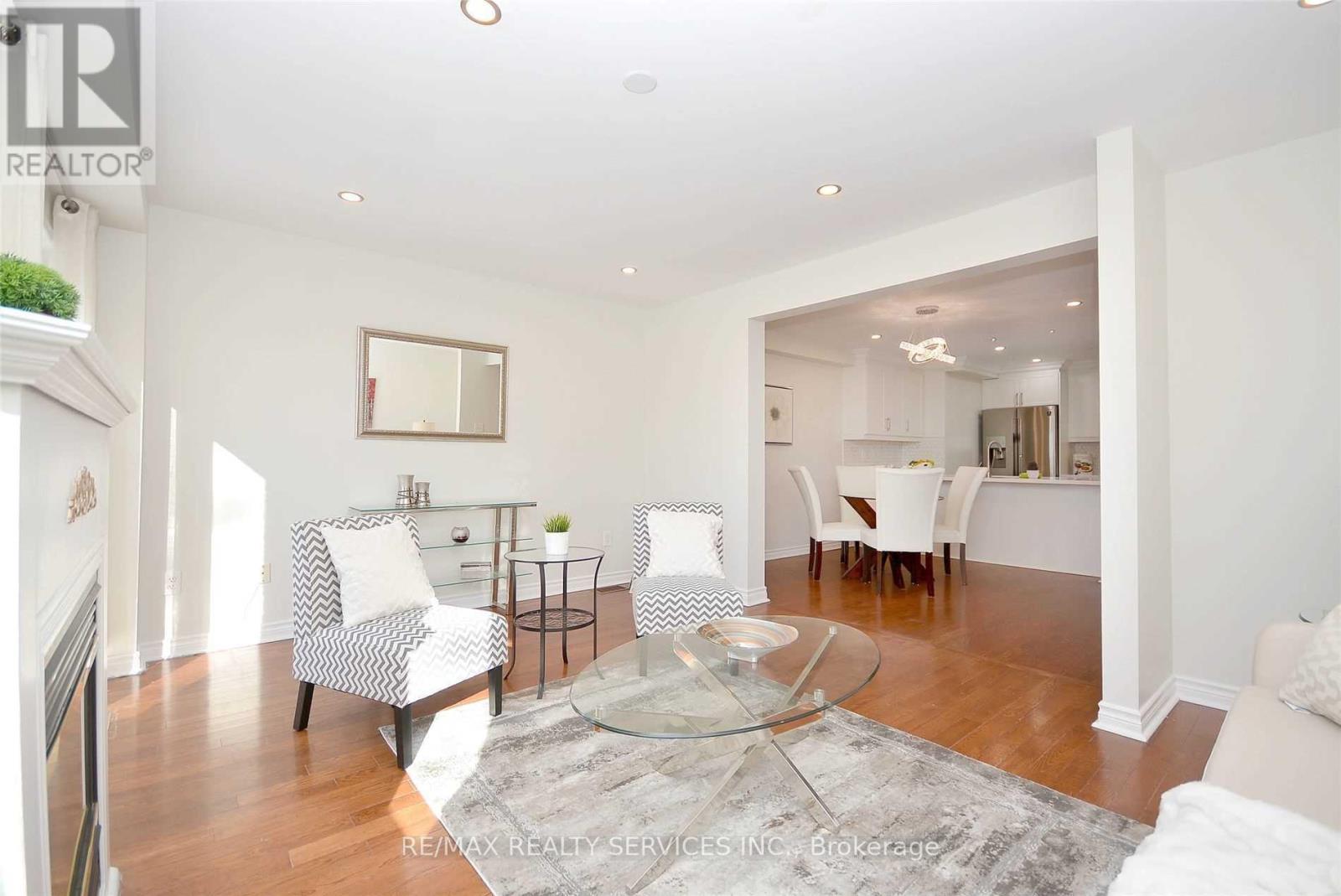 22 Berkindale Court, Brampton, Ontario  L6Y 5G1 - Photo 17 - W12526580