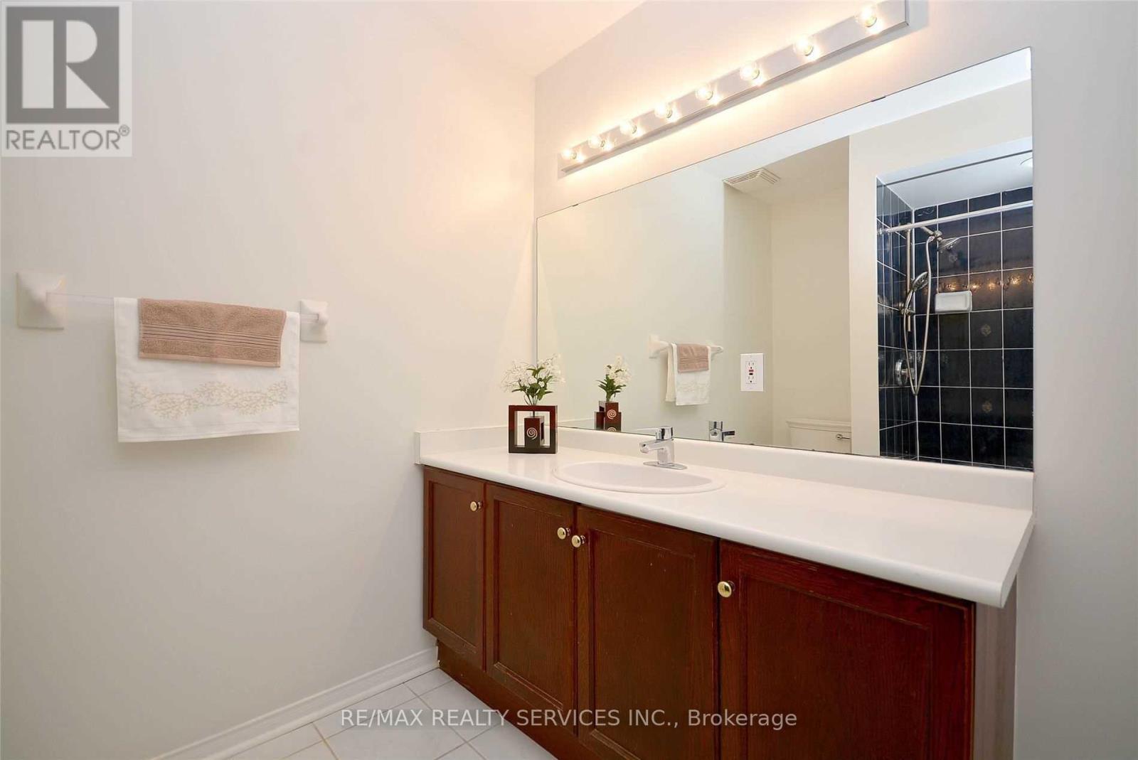 22 Berkindale Court, Brampton, Ontario  L6Y 5G1 - Photo 26 - W12526580