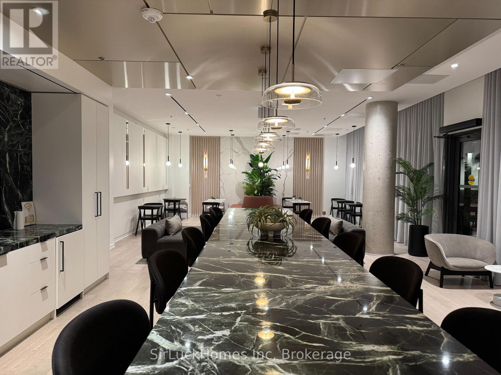 805 - 1285 Dupont Street, Toronto, Ontario  M6H 0E3 - Photo 9 - W12526604