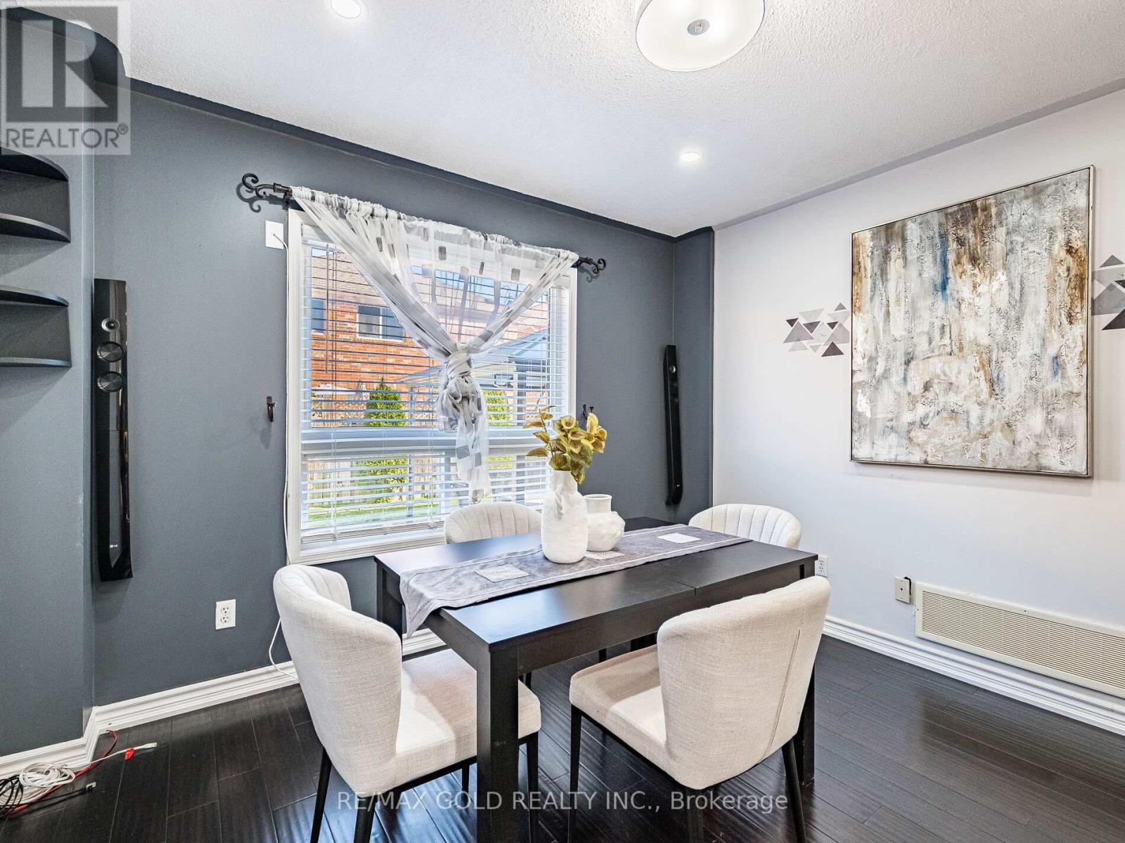 43 Sunnyview Road, Brampton, Ontario  L7A 3E4 - Photo 12 - W12526610