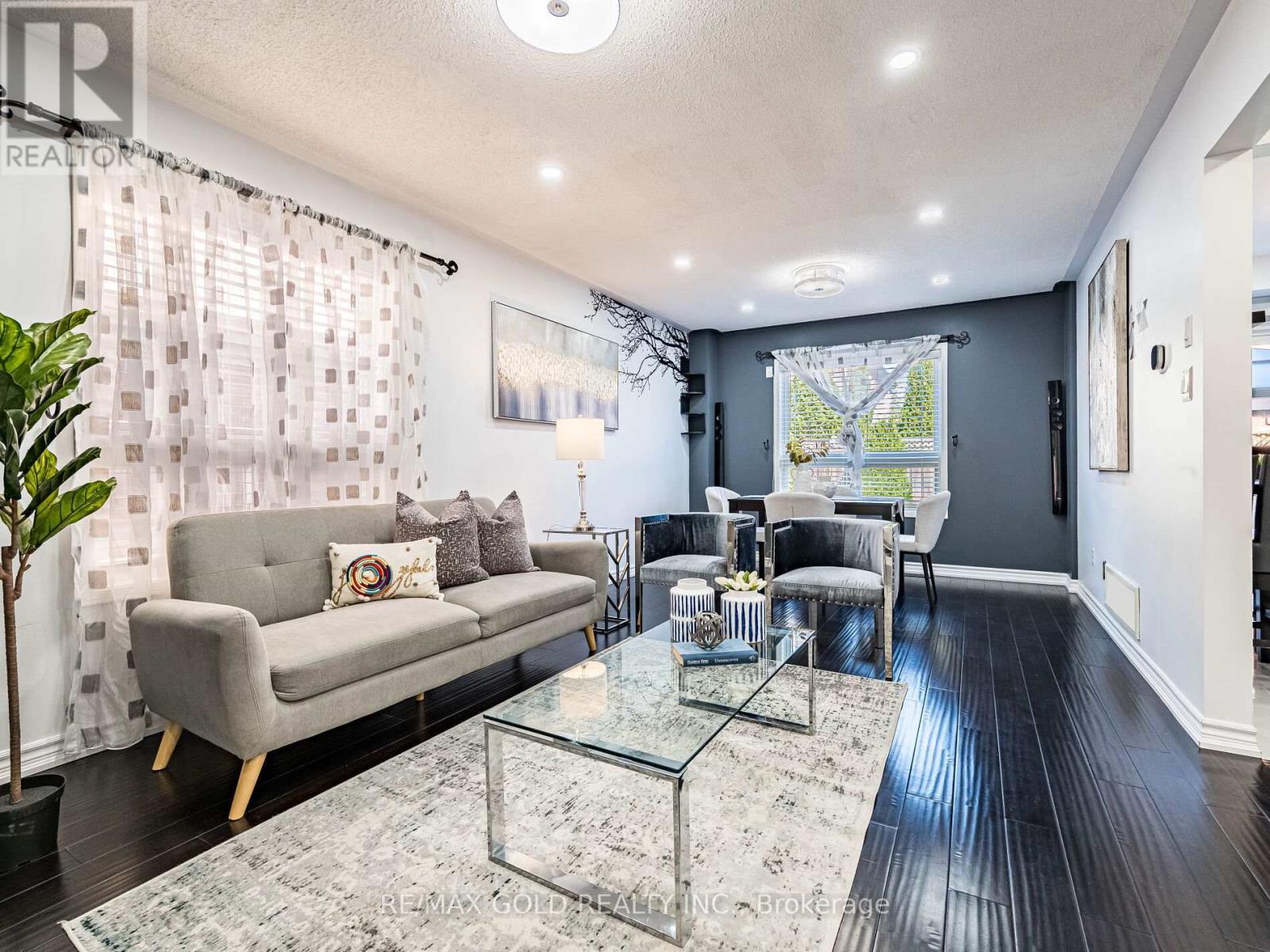 43 Sunnyview Road, Brampton, Ontario  L7A 3E4 - Photo 8 - W12526610