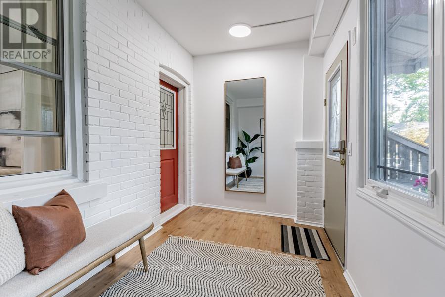 717 Rhodes Avenue, Toronto (Greenwood-Coxwell), Ontario  M4J 4X5 - Photo 7 - E12514940