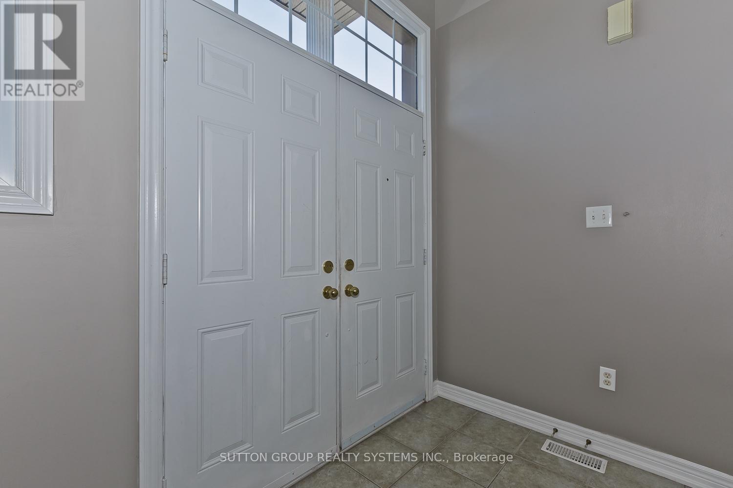 200 Regatta Drive, Welland, Ontario  L3B 6E8 - Photo 41 - X12526562