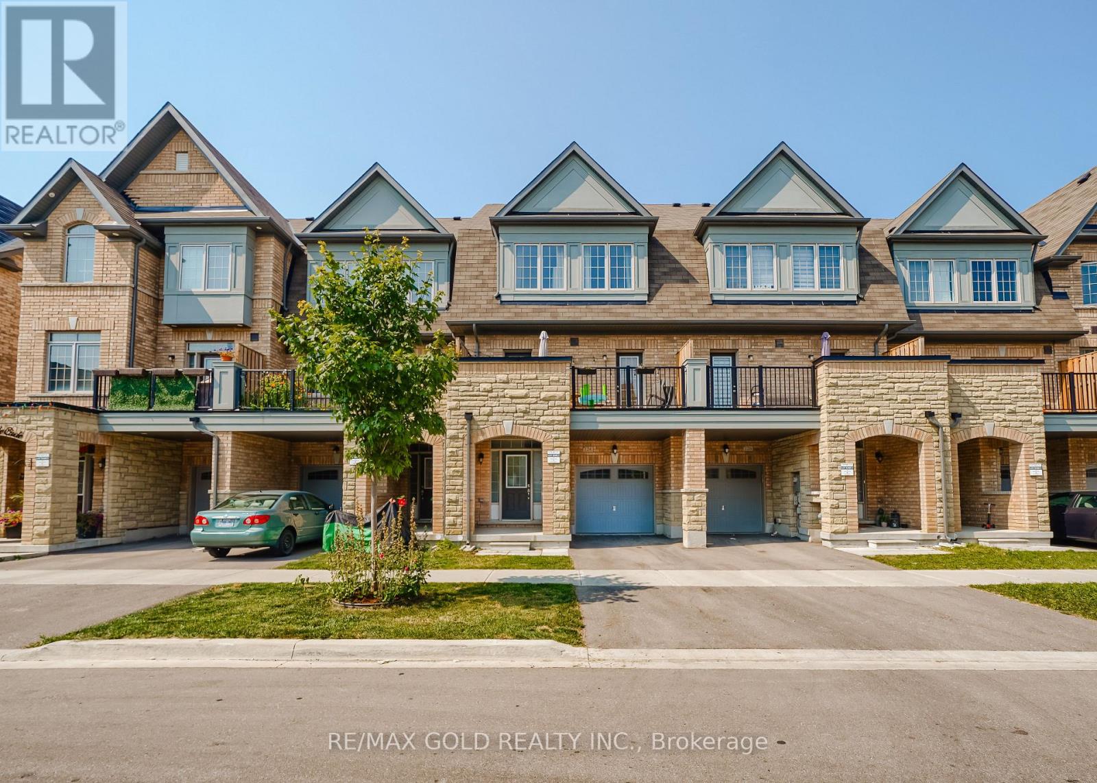 124 FRUITVALE CIRCLE, Brampton, Ontario