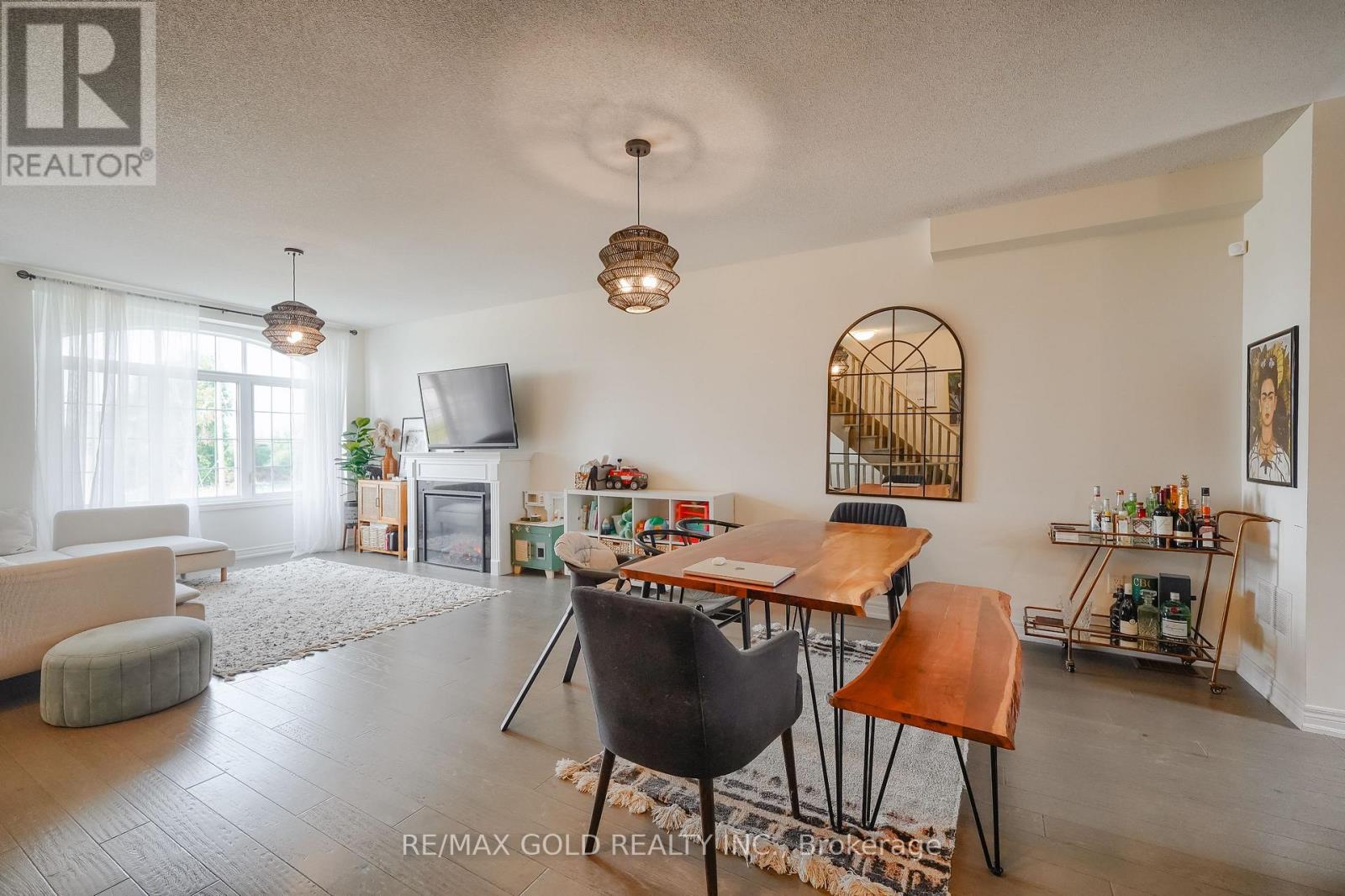 124 Fruitvale Circle, Brampton, Ontario  L7A 5C1 - Photo 12 - W12525810