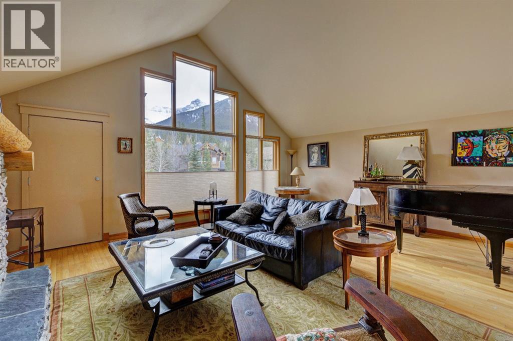 207 Miskow Close, Canmore, Alberta  T1W 3G7 - Photo 5 - A2214778