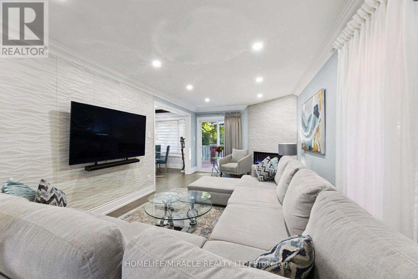 33 Ritchie Avenue, Ajax, Ontario L1S 5V7 - Photo 13 - E12503804