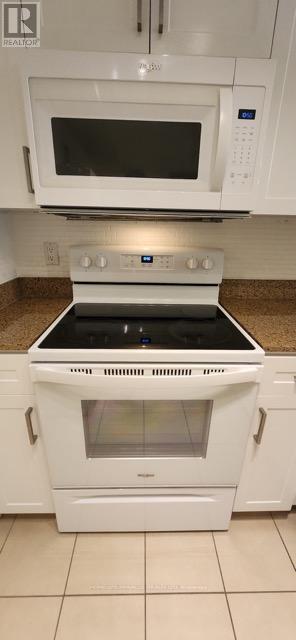 1201 - 361 Front Street, Toronto, Ontario  M5V 3R5 - Photo 11 - C12526634