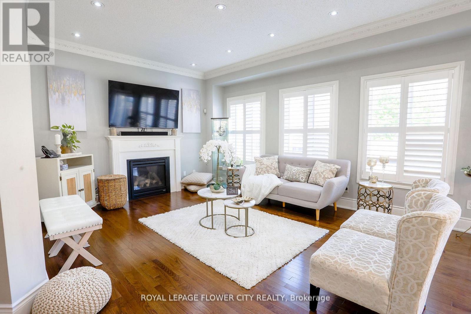 19 Teal Crest Circle, Brampton, Ontario  L6X 2Z6 - Photo 10 - W12491168