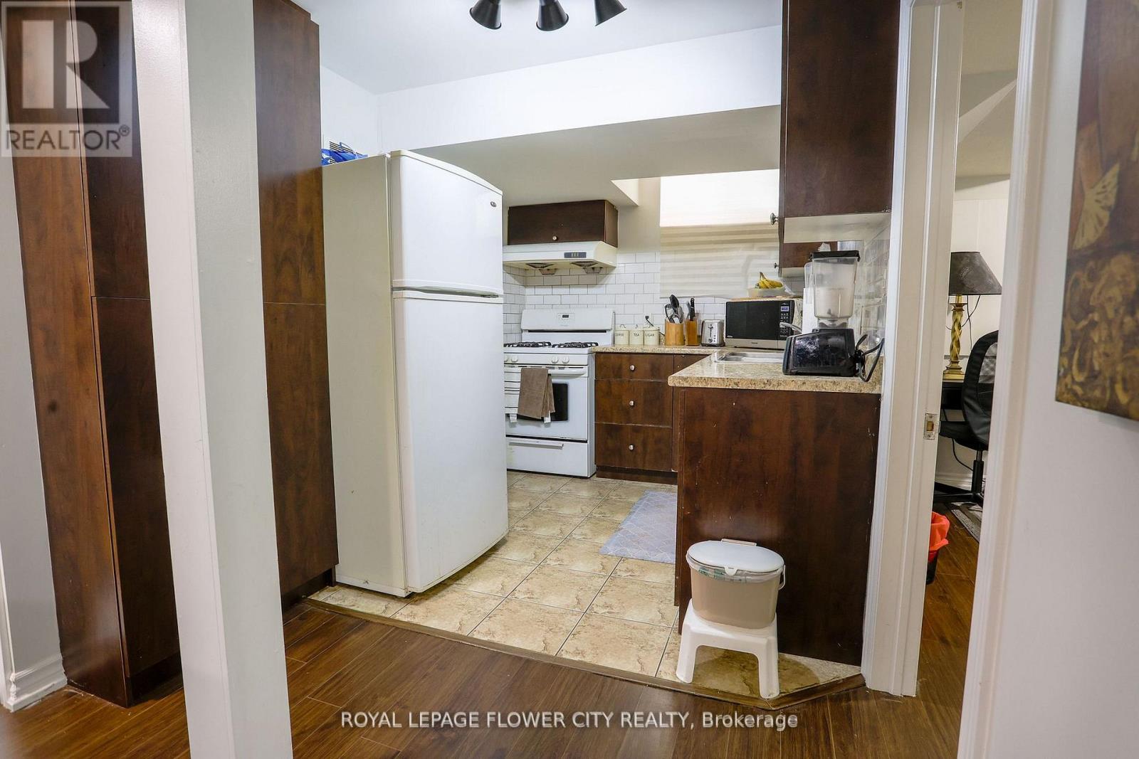 19 Teal Crest Circle, Brampton, Ontario  L6X 2Z6 - Photo 33 - W12491168