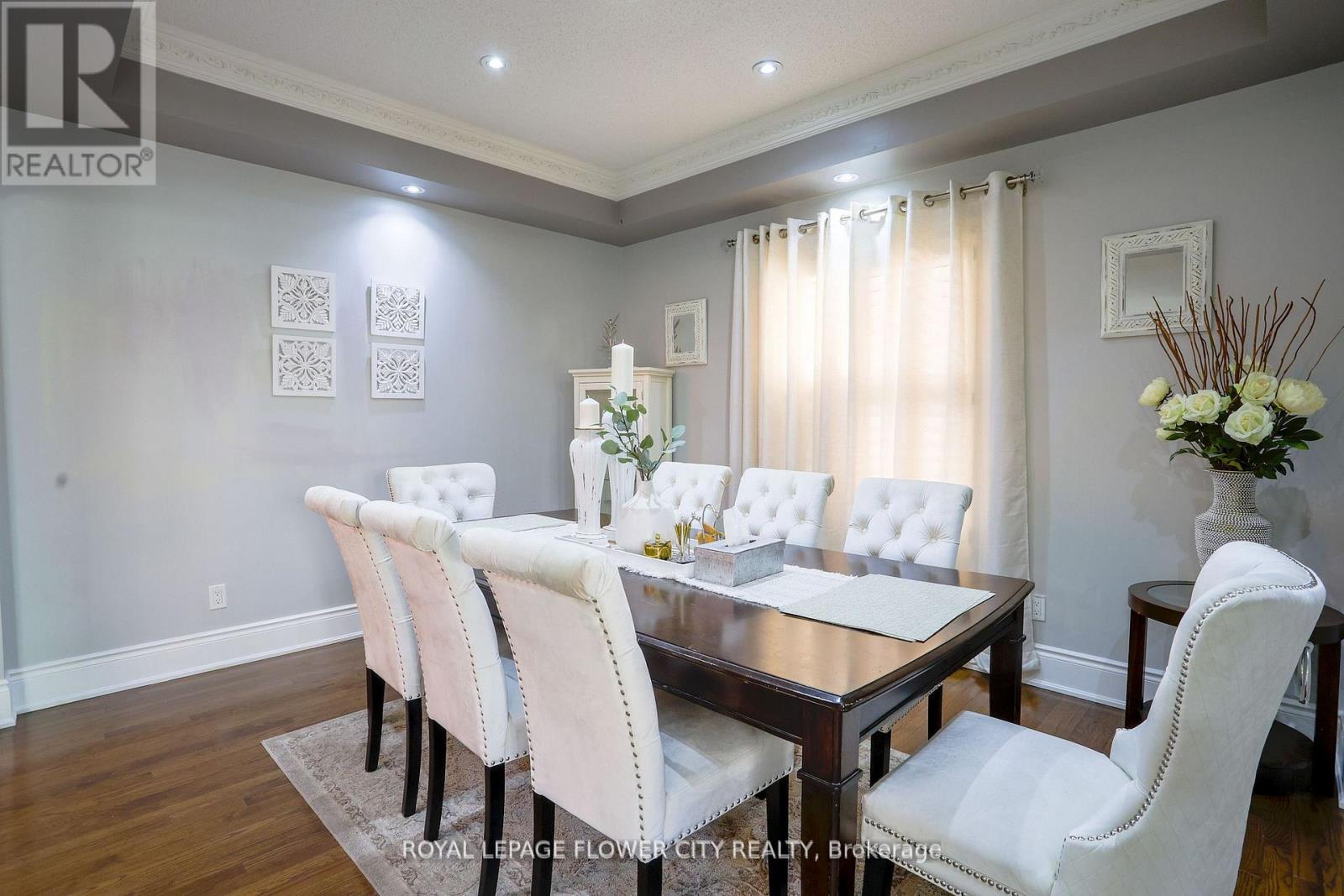 19 Teal Crest Circle, Brampton, Ontario  L6X 2Z6 - Photo 9 - W12491168