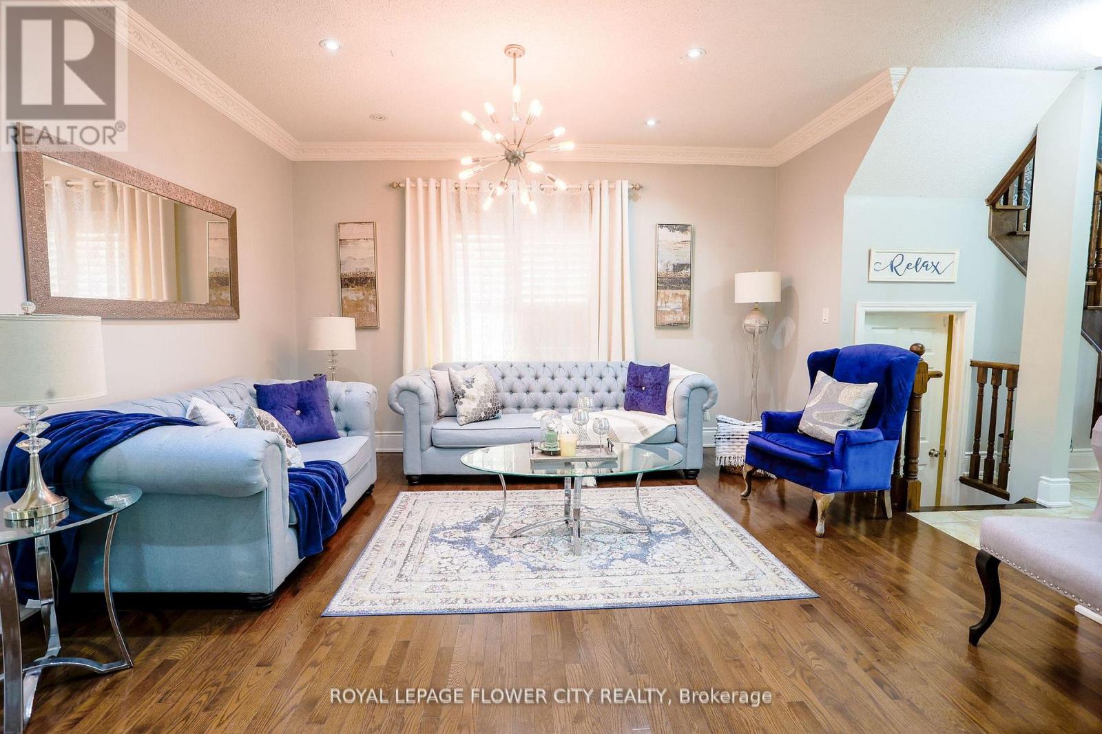 19 Teal Crest Circle, Brampton, Ontario  L6X 2Z6 - Photo 5 - W12491168