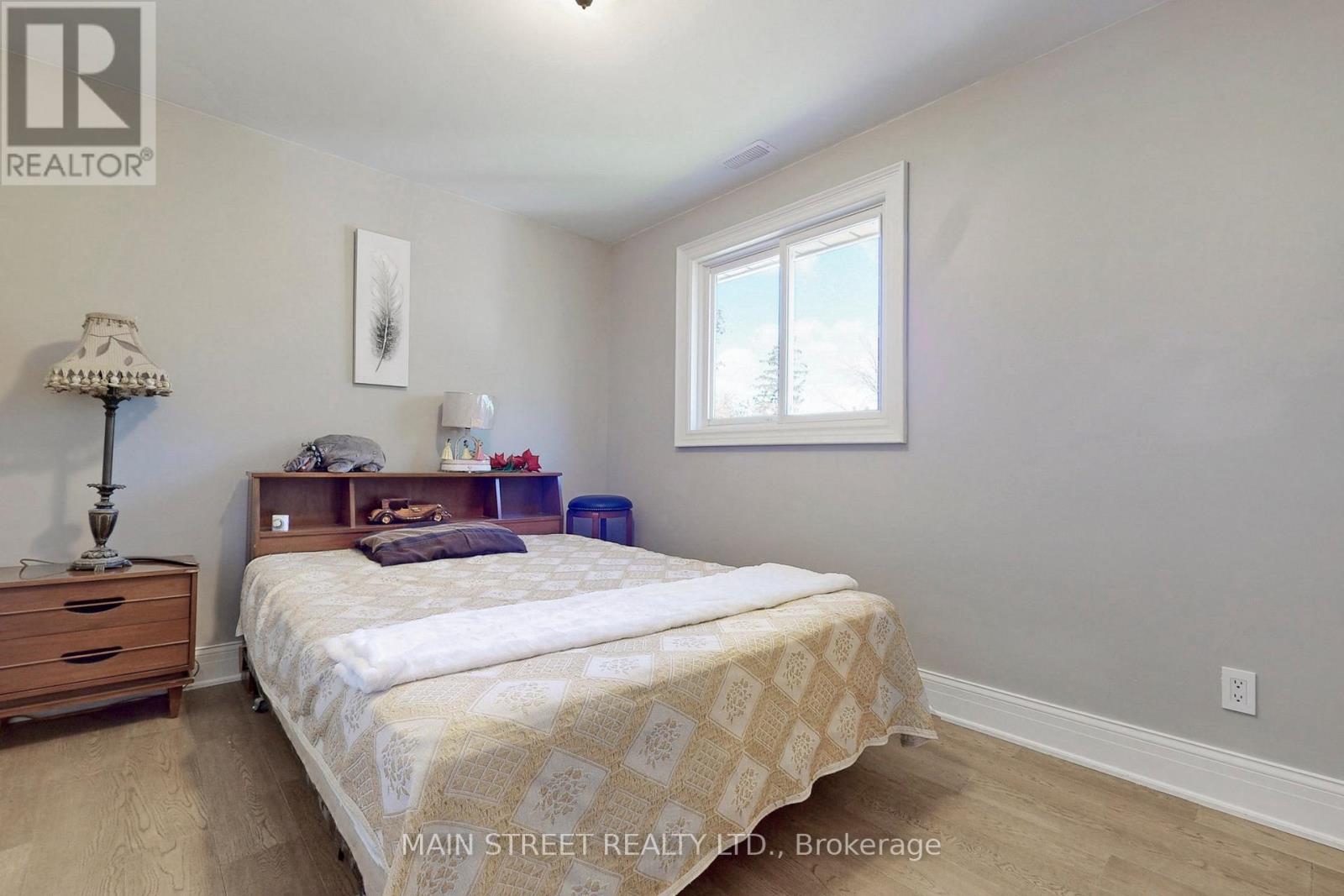 350 Miami Drive, Georgina, Ontario  L4P 2Z7 - Photo 21 - N12526624