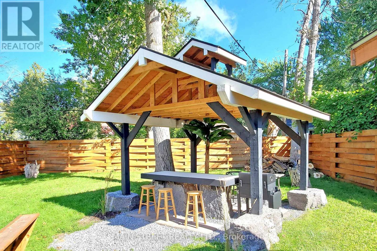 350 Miami Drive, Georgina, Ontario  L4P 2Z7 - Photo 28 - N12526624