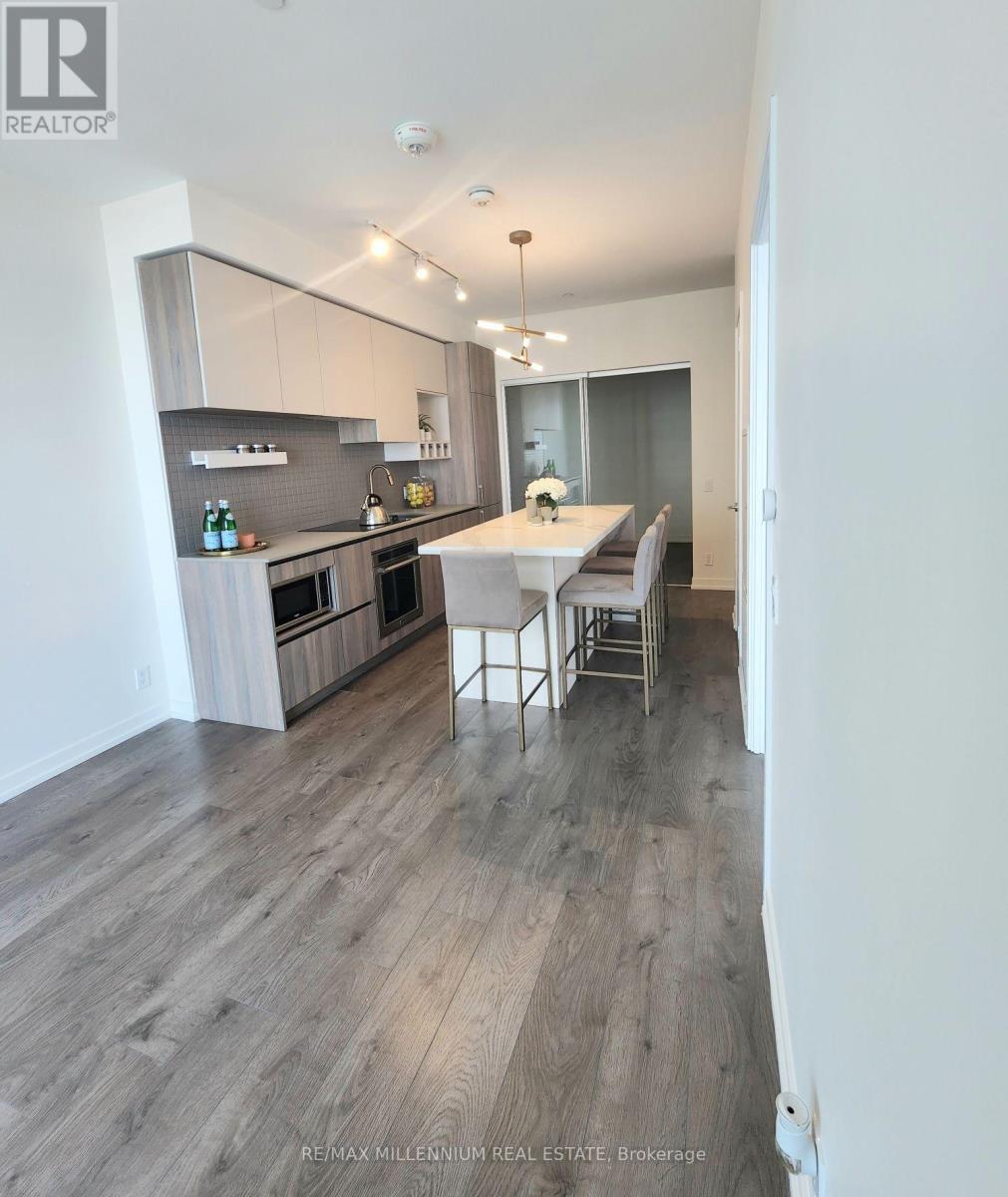 3503 - 950 Portage Parkway, Vaughan, Ontario L4K 0J7 - Photo 2 - N12526632