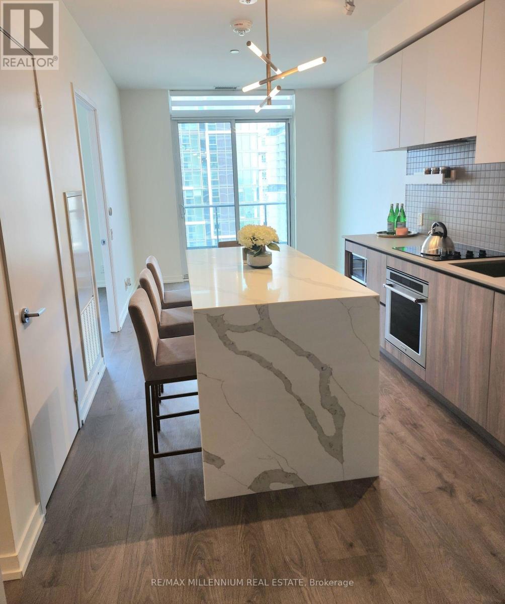 3503 - 950 Portage Parkway, Vaughan, Ontario L4K 0J7 - Photo 3 - N12526632