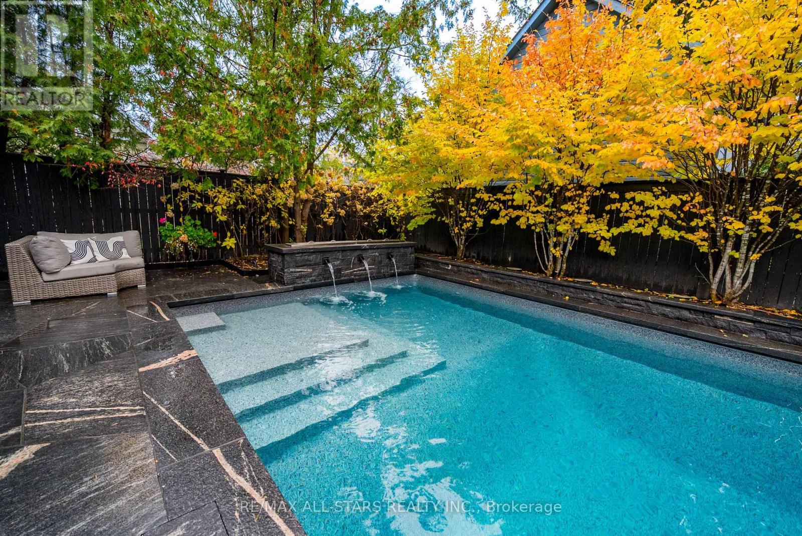 191 Rupert Avenue, Whitchurch-Stouffville, Ontario  L4A 1B6 - Photo 37 - N12526638