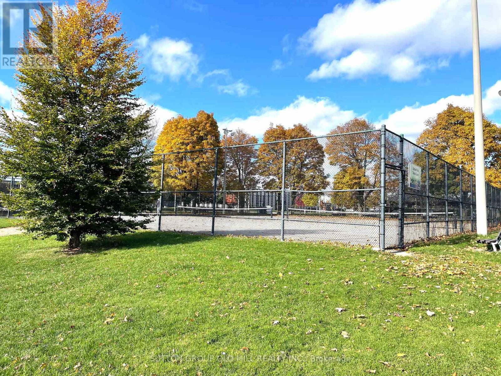 36 Alden Avenue, Toronto, Ontario  M8Z 1C5 - Photo 12 - W12526614