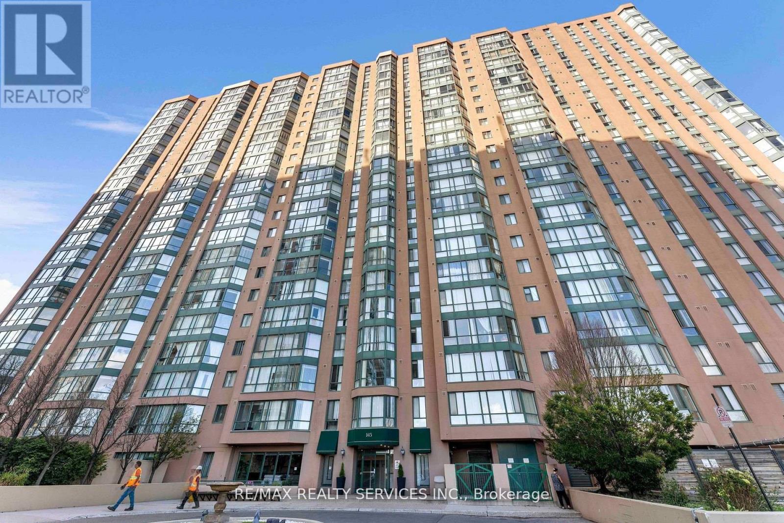 1202 - 145 Hillcrest Avenue, Mississauga, Ontario  L5B 3Z1 - Photo 3 - W12526618