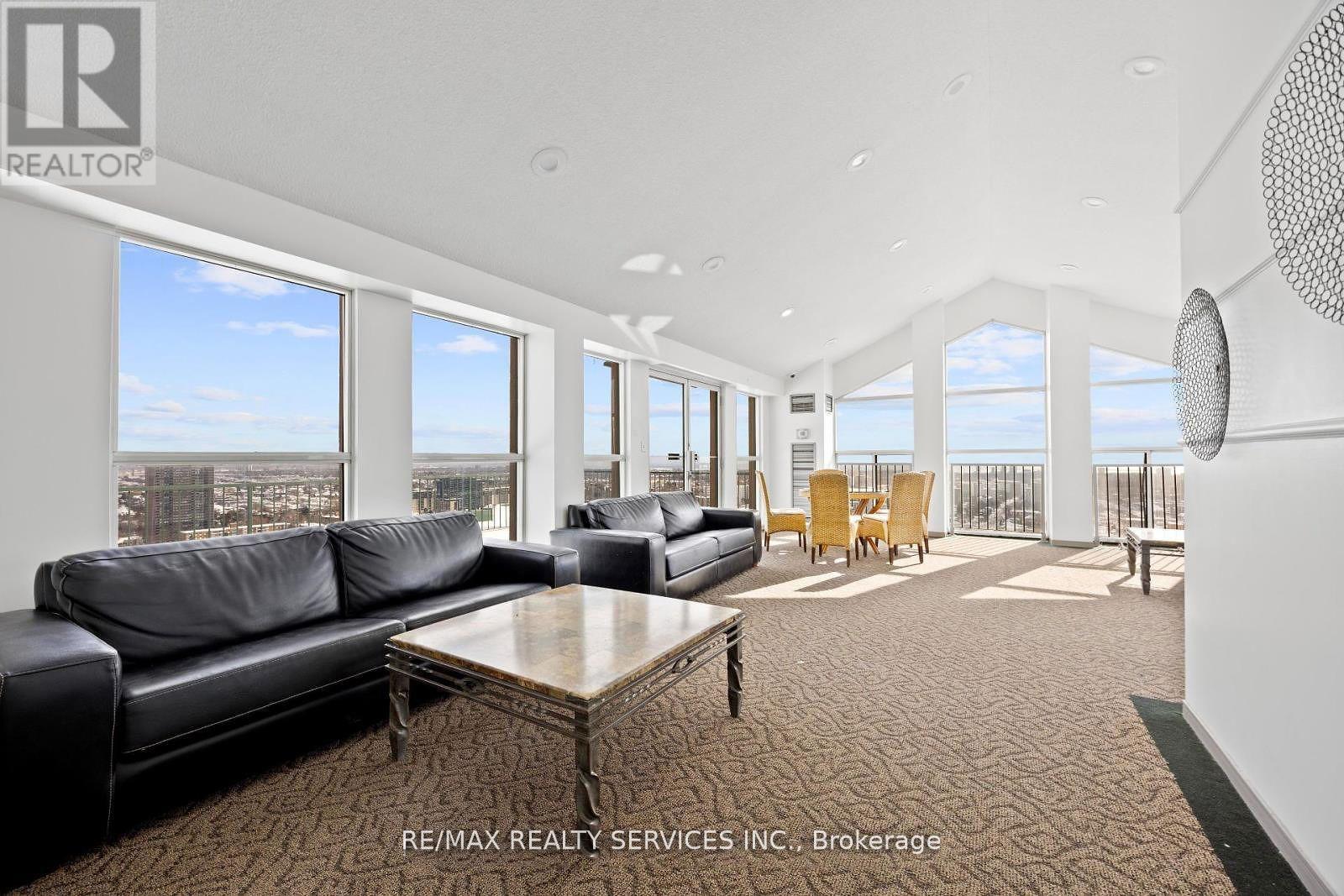 1202 - 145 Hillcrest Avenue, Mississauga, Ontario  L5B 3Z1 - Photo 34 - W12526618