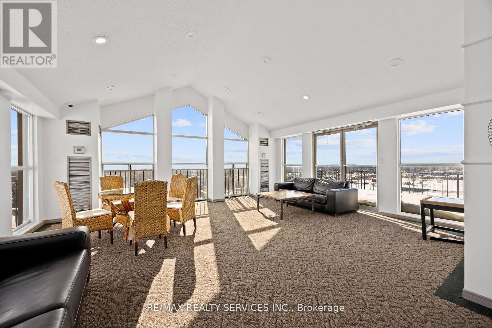 1202 - 145 Hillcrest Avenue, Mississauga, Ontario  L5B 3Z1 - Photo 35 - W12526618