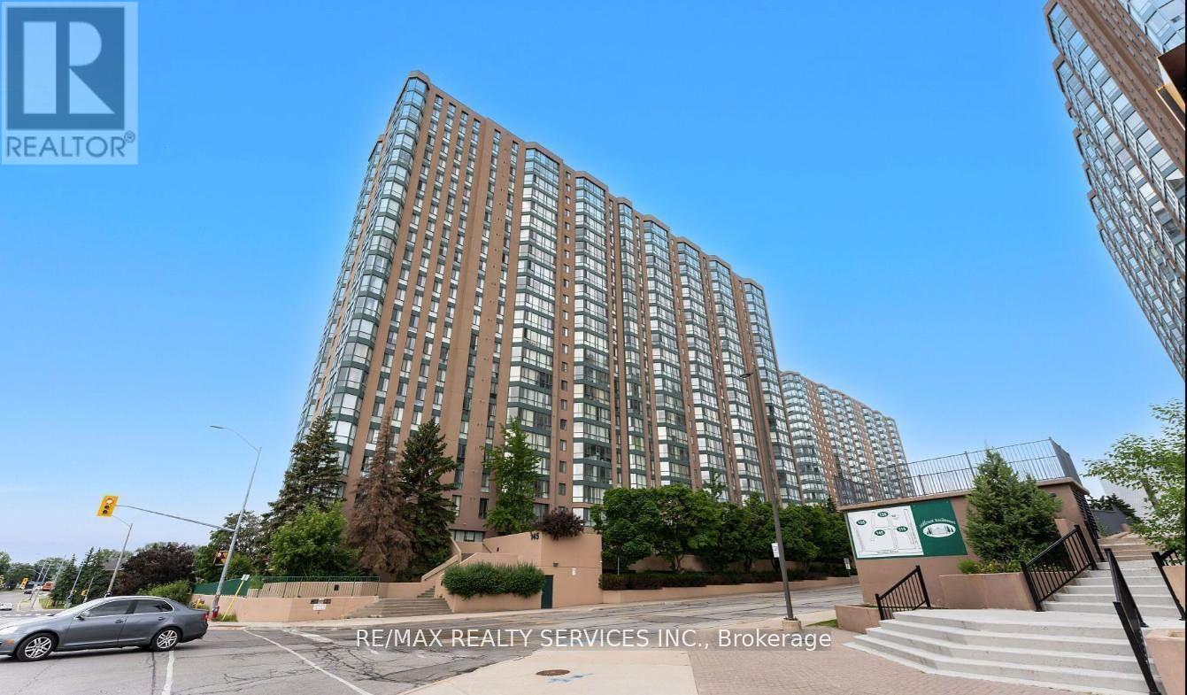 1202 - 145 Hillcrest Avenue, Mississauga, Ontario  L5B 3Z1 - Photo 4 - W12526618