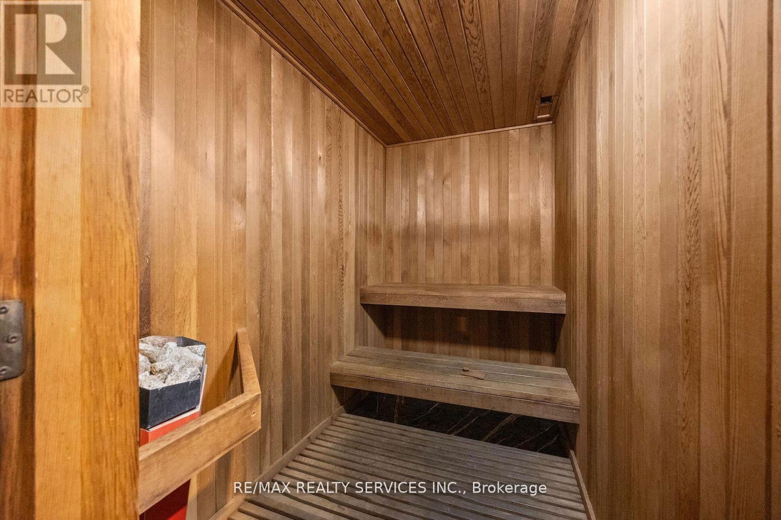 1202 - 145 Hillcrest Avenue, Mississauga, Ontario  L5B 3Z1 - Photo 40 - W12526618