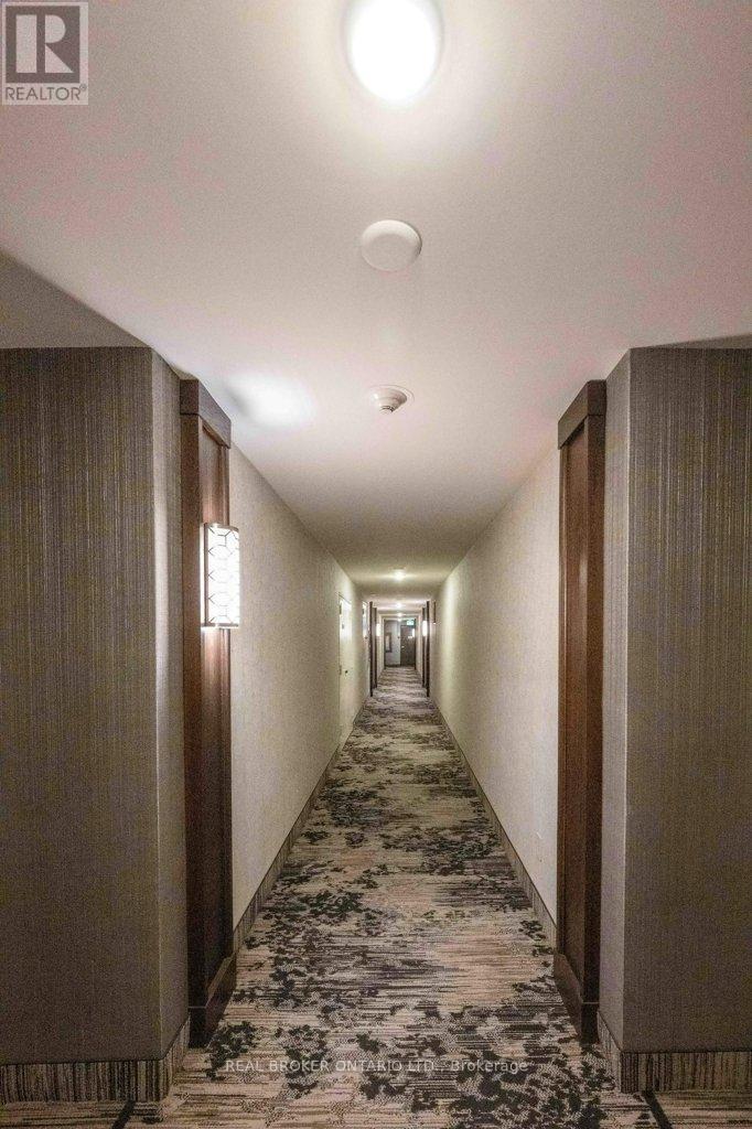 1612 - 716 The West Mall Drive, Toronto, Ontario  M9C 4X6 - Photo 4 - W12526626