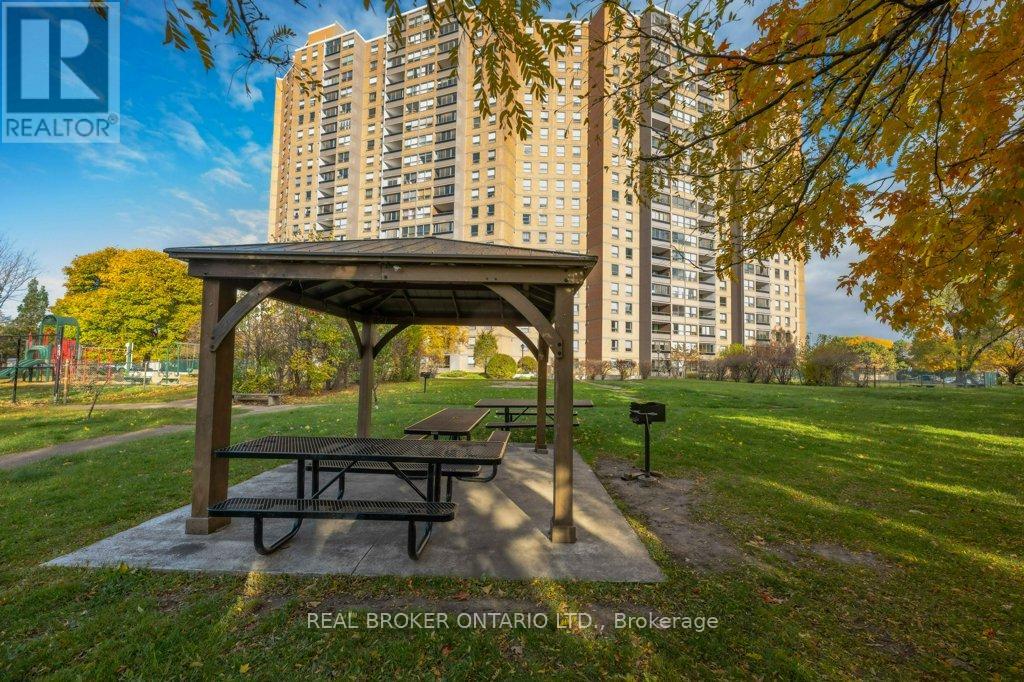 1612 - 716 The West Mall Drive, Toronto, Ontario  M9C 4X6 - Photo 40 - W12526626