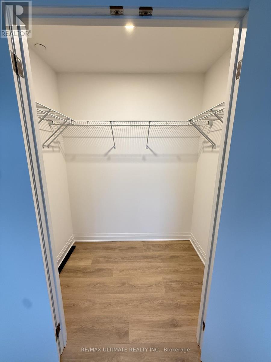 3007 - 4015 The Exchange, Mississauga, Ontario  L5B 1M7 - Photo 8 - W12526628