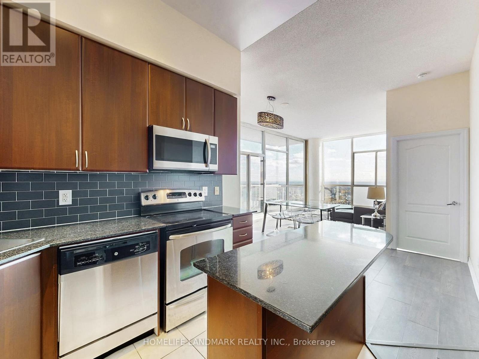 3506 - 225 Webb Drive, Mississauga, Ontario  L5B 4P2 - Photo 11 - W12526630