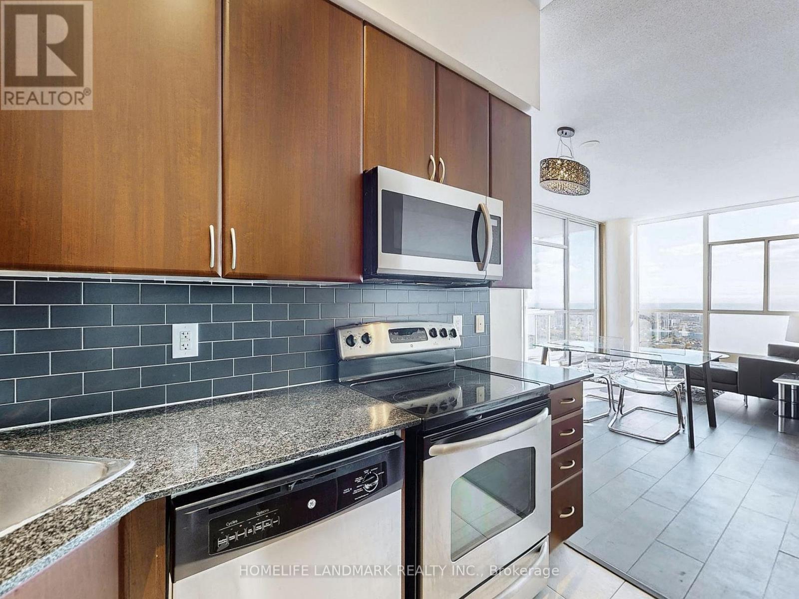 3506 - 225 Webb Drive, Mississauga, Ontario  L5B 4P2 - Photo 12 - W12526630