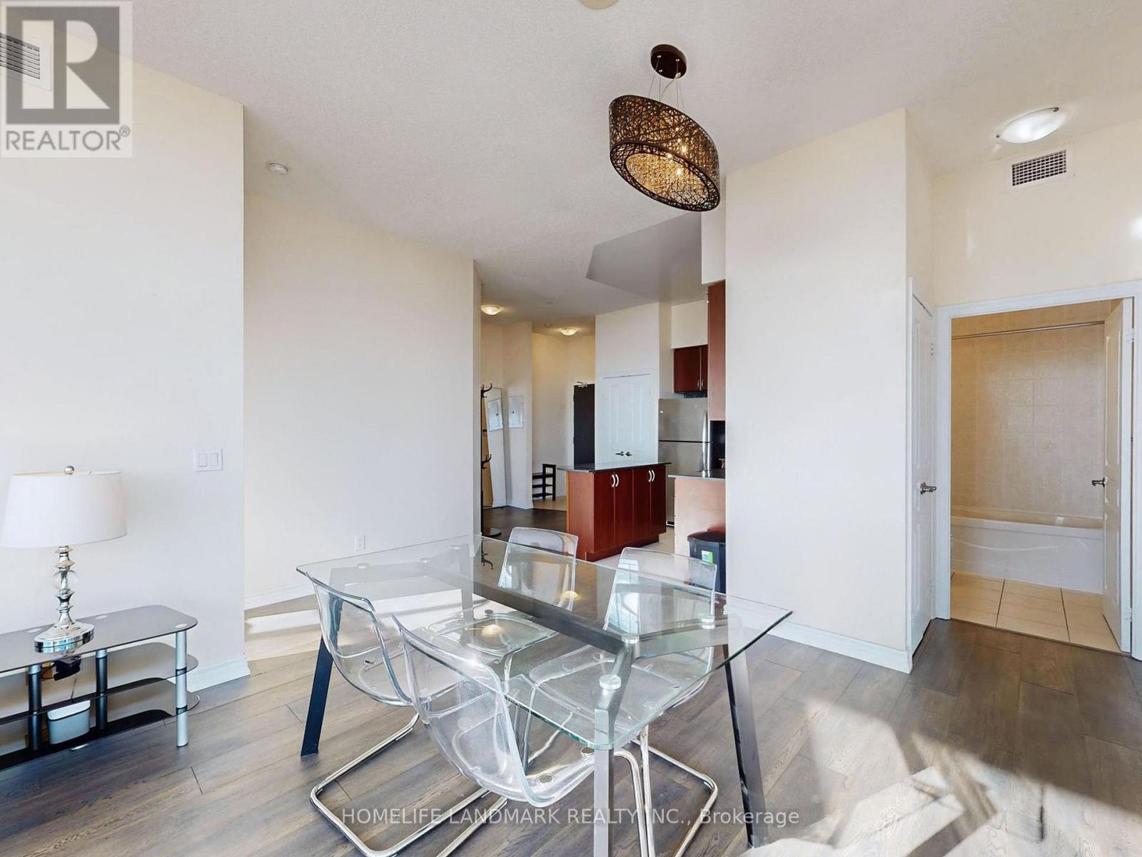 3506 - 225 Webb Drive, Mississauga, Ontario  L5B 4P2 - Photo 8 - W12526630