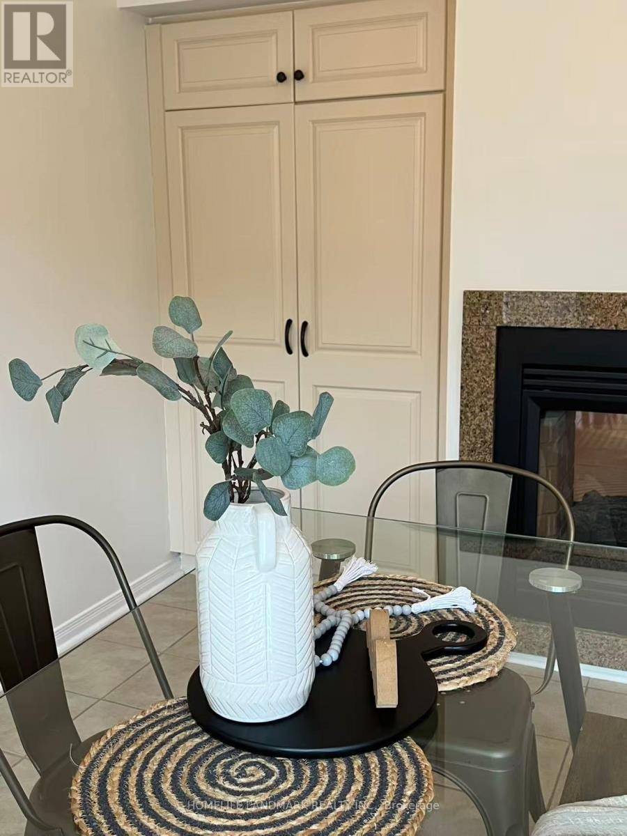 55 Quetico Drive, Richmond Hill, Ontario L4B 4J2 - Photo 11 - N12477066