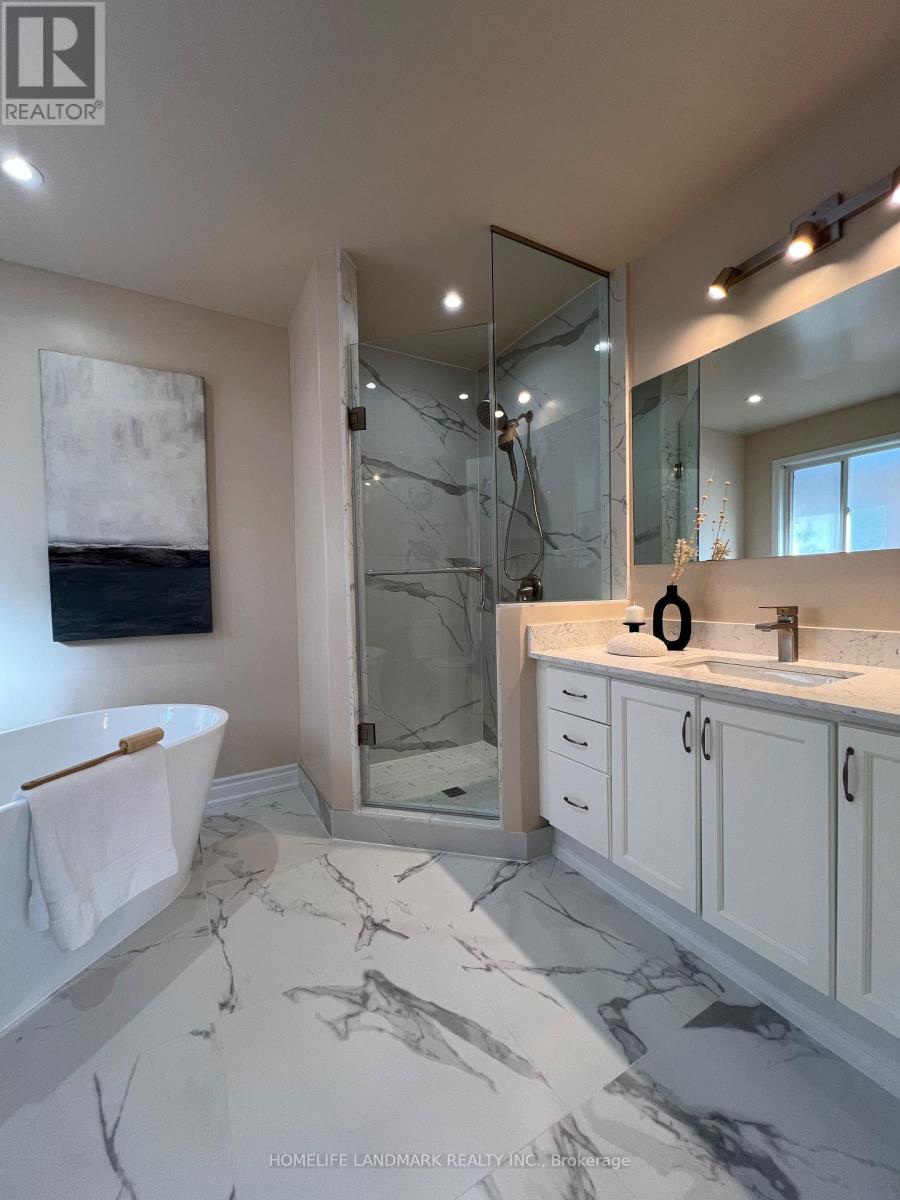 55 Quetico Drive, Richmond Hill, Ontario L4B 4J2 - Photo 26 - N12477066