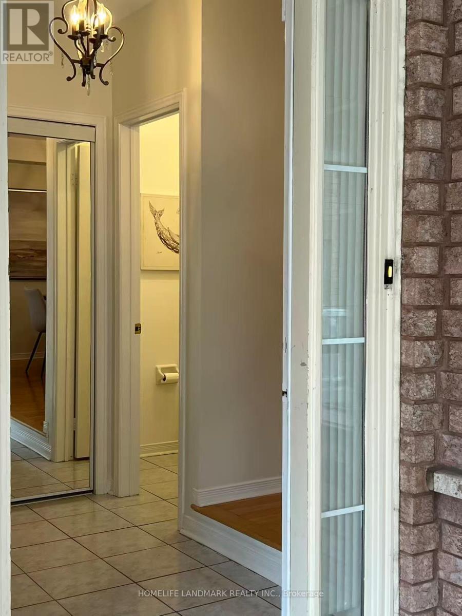 55 Quetico Drive, Richmond Hill, Ontario L4B 4J2 - Photo 42 - N12477066