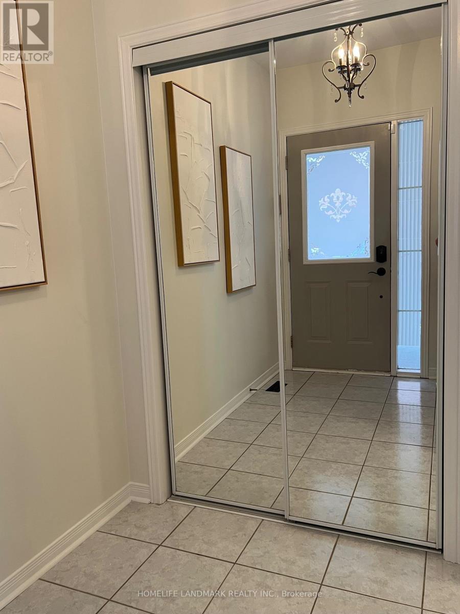 55 Quetico Drive, Richmond Hill, Ontario L4B 4J2 - Photo 44 - N12477066