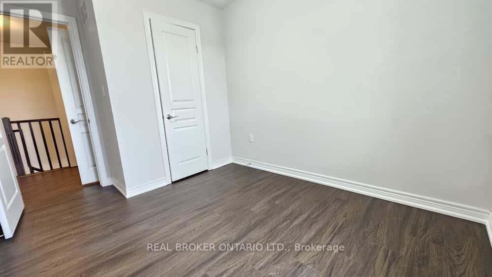 7 Ladybell Lane, Hamilton, Ontario L0R 1P0 - Photo 20 - X12472878